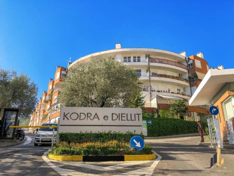Tirane, shitet apartament 2+1+Ballkon Kati 3, 113 m² 265.000 € (KODRA E DIELLIT)