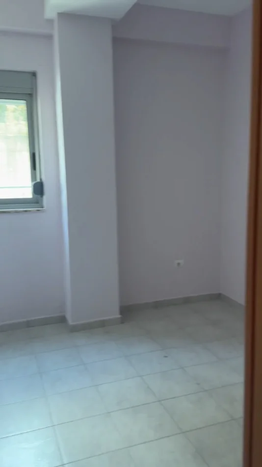 Tirano, vendesi appartamento 2+1 Piano 0, 100 m² 155.000 € (ZONA ZOOLOGICA)