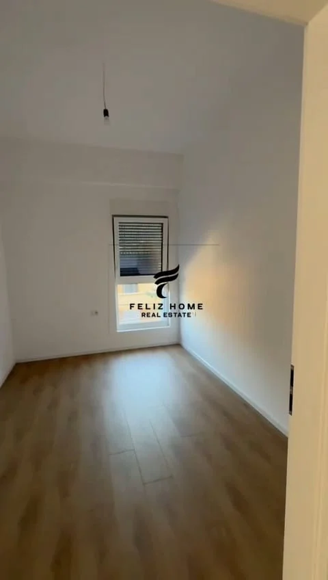 Tirane, vendesi appartamento 3+1+Balcone Piano 2, 105 m² 168.000 € (ALI DEMI)