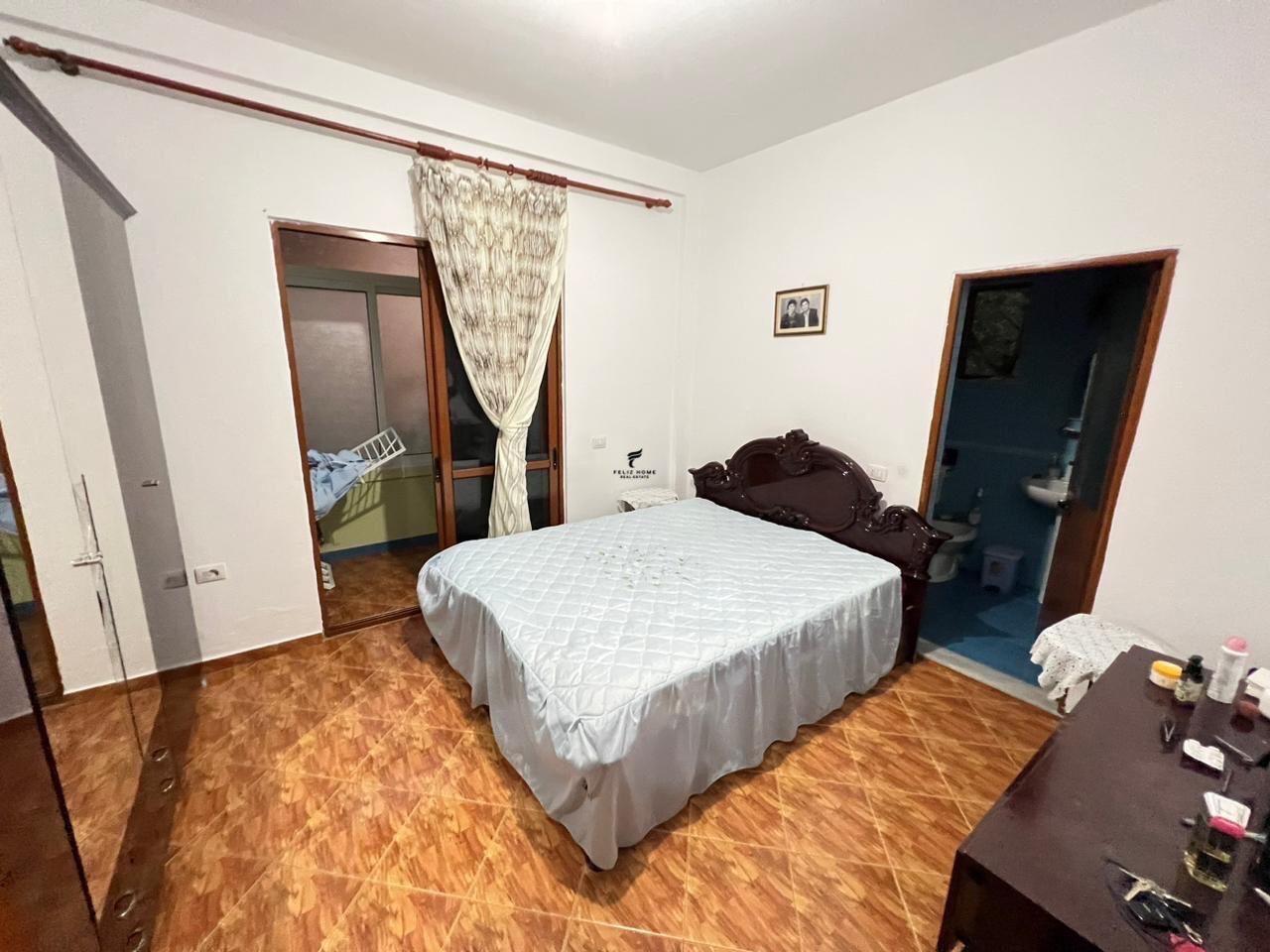 VILE PRIVATA CON GIARDINO DI 229 M2 ALI DEMI 1.200 EURO