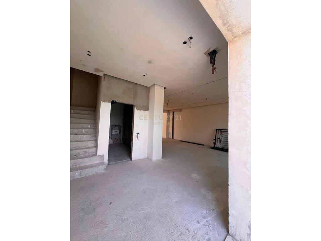 ‼️VENDESI VILLA A DUE PIANI NEL RESIDENCE ALEKSANDROS – CON VISTA