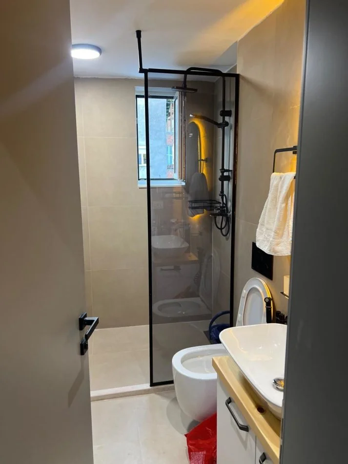 Tirane, Apartment for Rent 2+1+Balcony, 4th Floor, 80 m², €650 (NEW MARKET)