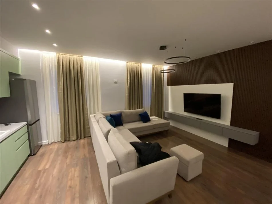Tirana, Apartment for Rent 2+1, 5th Floor, 108 m², €800 (FURNISHED)