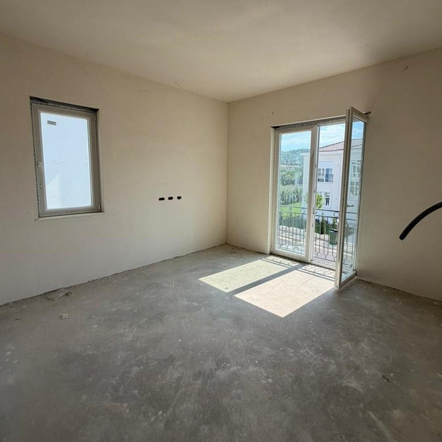Luxury Villa with Pool for Sale – Rolling Hills 2, TEG