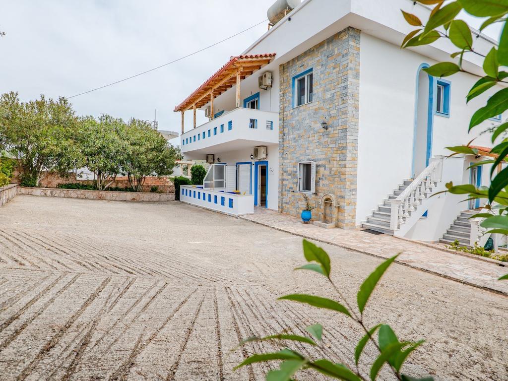 KSAMIL, VILLA WITH 9 APARTMENTS FOR SALE