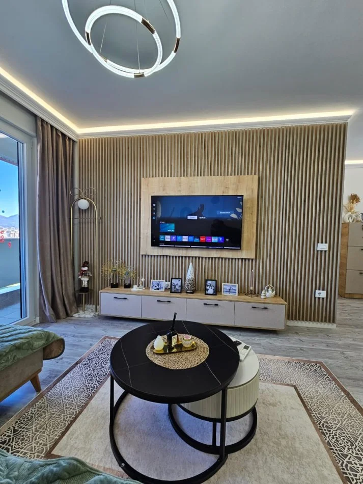 Tirane, affitto appartamento 2+1+Balcone Piano 6, 96 m² 650 € (GOLDEN PARK 3)