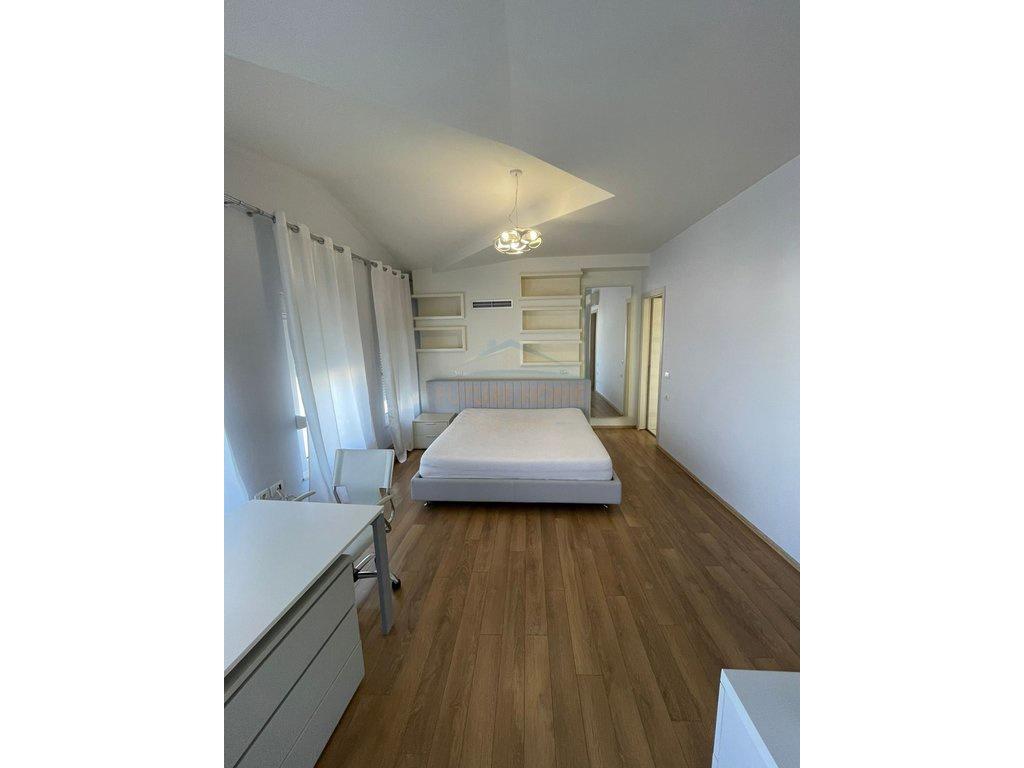 0683487469 Qera, Vilë, White House Residence, TEG
