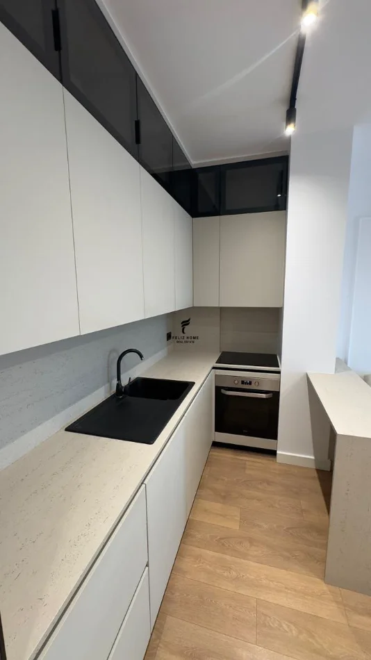 Tirana, Apartment for Rent 1+1 Floor 8, 70 m² 800 € (PORCELANI)