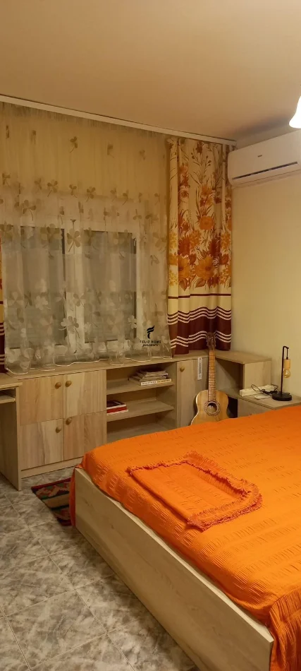 Tirane, affitto appartamento 2+1 Piano 5, 70 m² 600 € (VIA ELBASANIT)