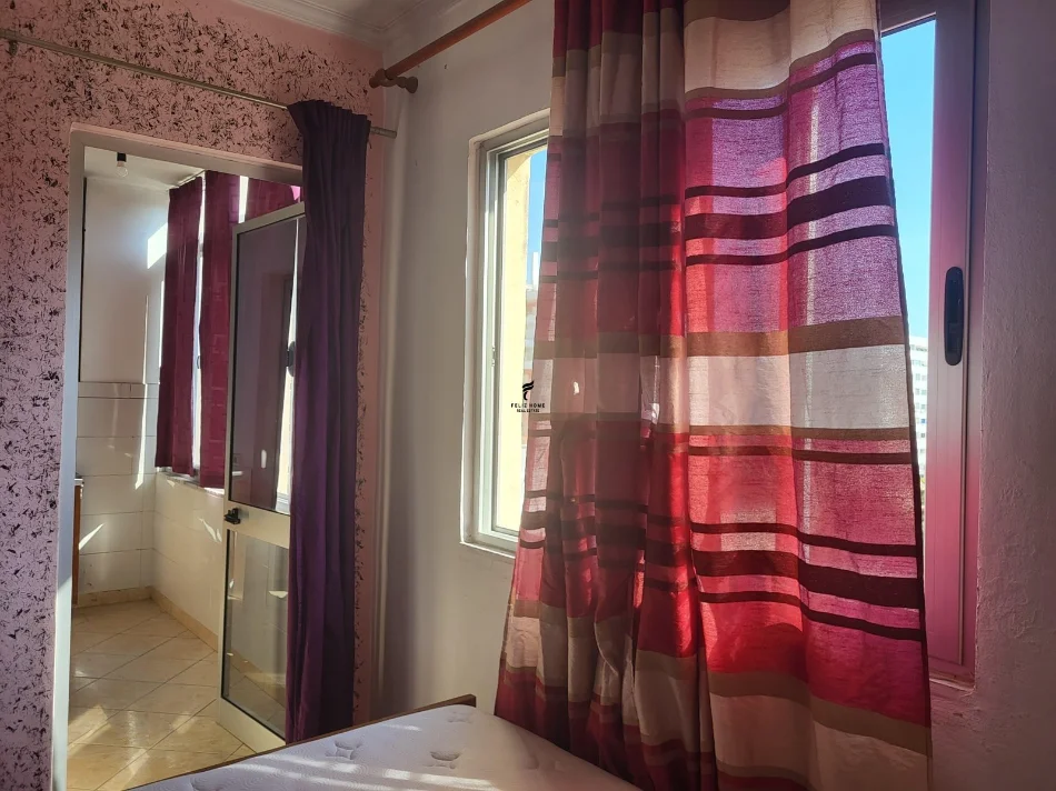Tirane, affitto appartamento 2+1 Piano 5, 70 m² 450 € (ASTIR)