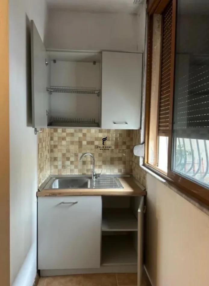 Tirane, affitto appartamento 1+1 Piano 1, 64 m² 450 € (VASIL SHANTO)