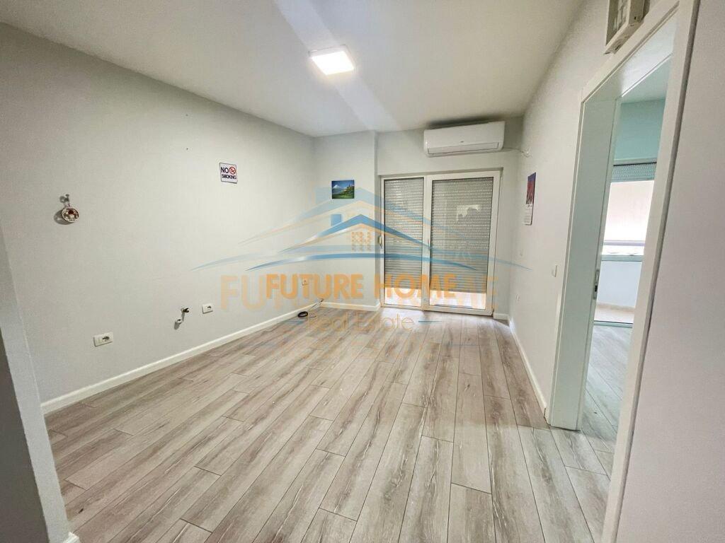 0694603851,Qera, Ambjent Biznesi, Zogu i Zi, Tirane