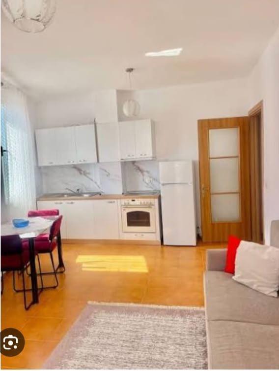 APARTMENT FOR SALE 1+1 FRATARI COMPLEX ASTIR