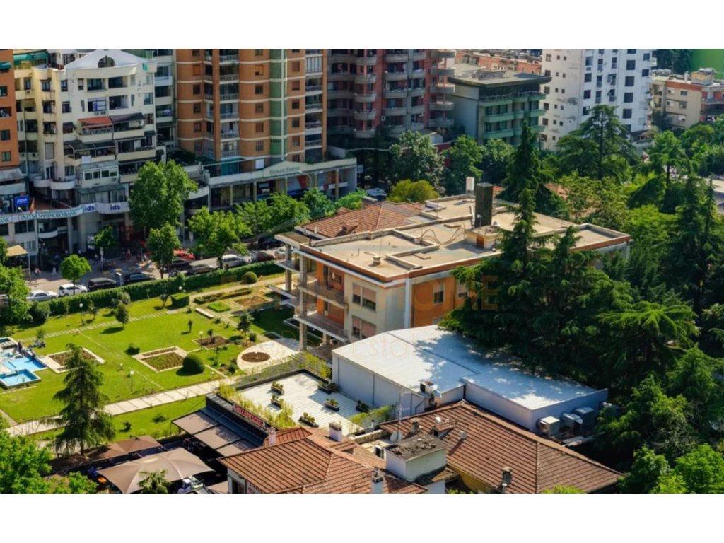 0683487469 Shitje, Parkim, Blloku