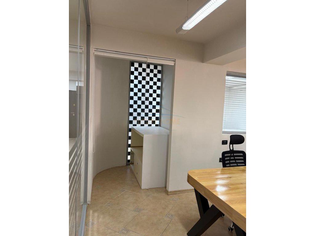 0683487469 Qira , Zyrë , Blloku , Tirane