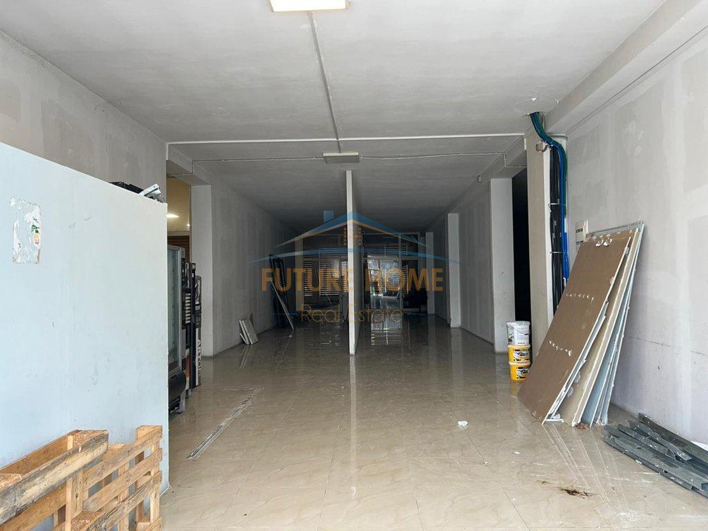 0683487469 Affitto, Spazio Commerciale, Piano Terra e Kamëz, Tirana