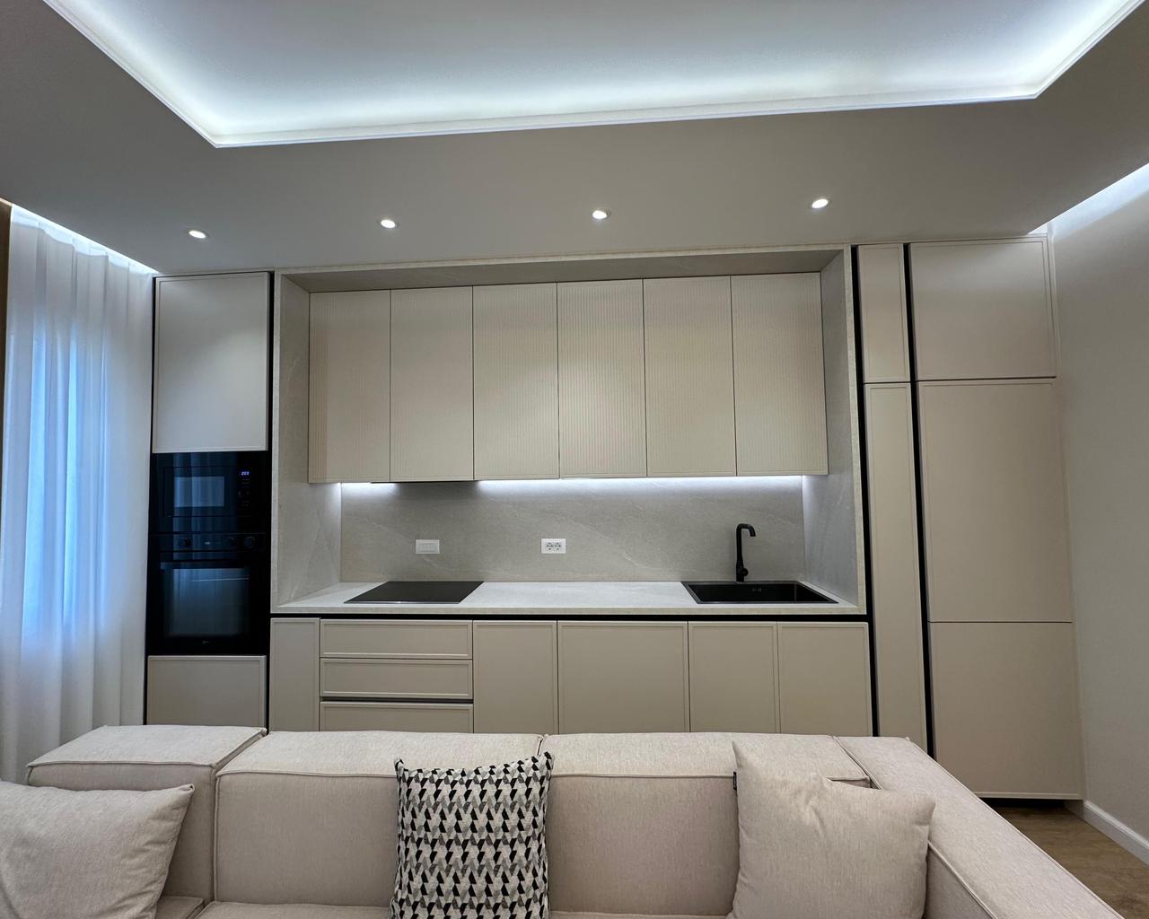 Apartament 3+1+2 per shitje ne Laprake