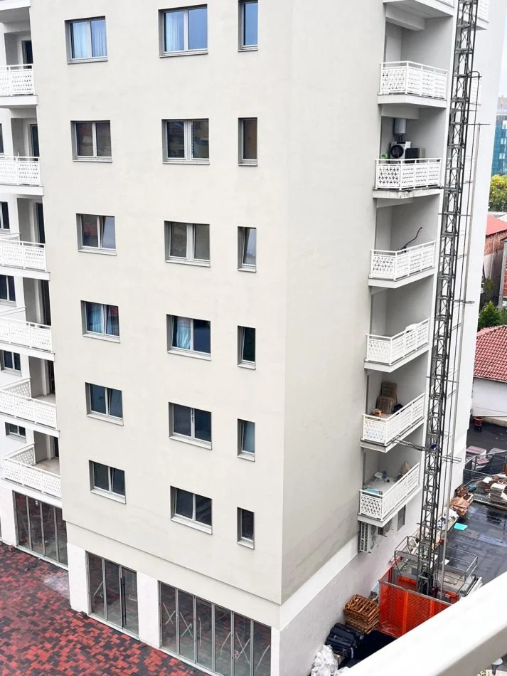 Tirane, vendesi appartamento 2+1 Piano 3, 125 m² 265.000 € (FUSHA E AVIACIONIT)