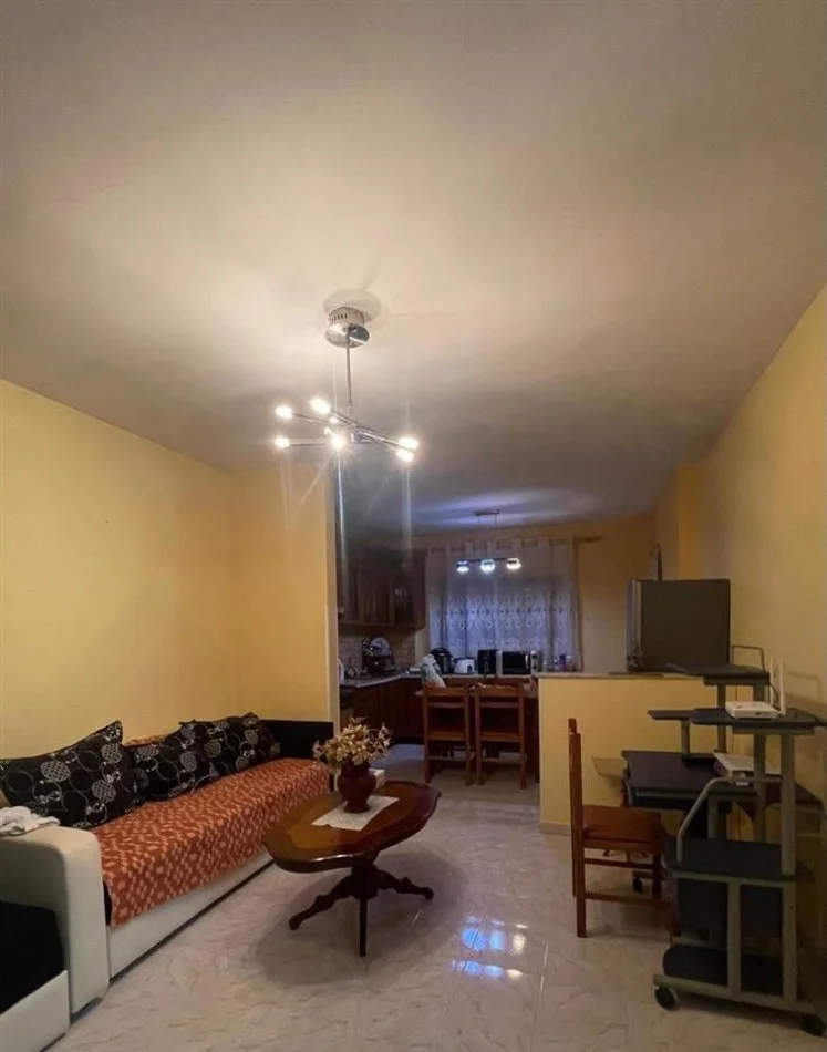 Tirane, vendesi appartamento 2+1 Piano 4, 91 m² 140.000 € (RRUGA E DIBRES)