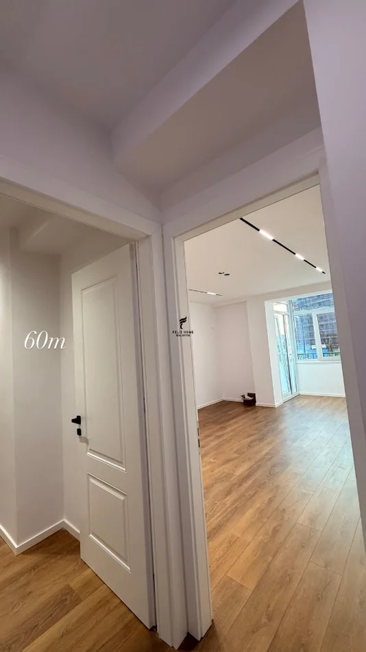 Tirane, vendesi appartamento 1+1 Piano 4, 60 m² 155.000 € (21 Dicembre)