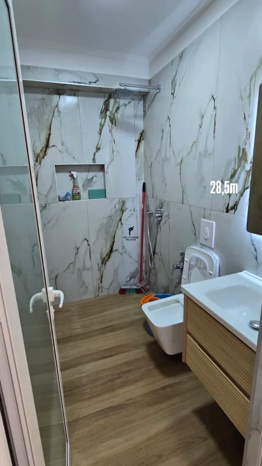Tirane, vendesi monolocale Kati 1, 28 m² 80.000 € (RRUGA SULEJMAN DELVINA)