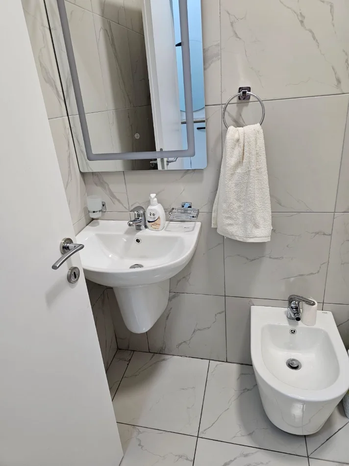 Tirana, Apartment for Sale 2+1, First Floor, 86 m², €189,500 (RRUGA E KAVAJES)