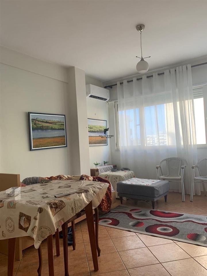 Apartment for Rent 1+1 Commune Parisit 500 Euro