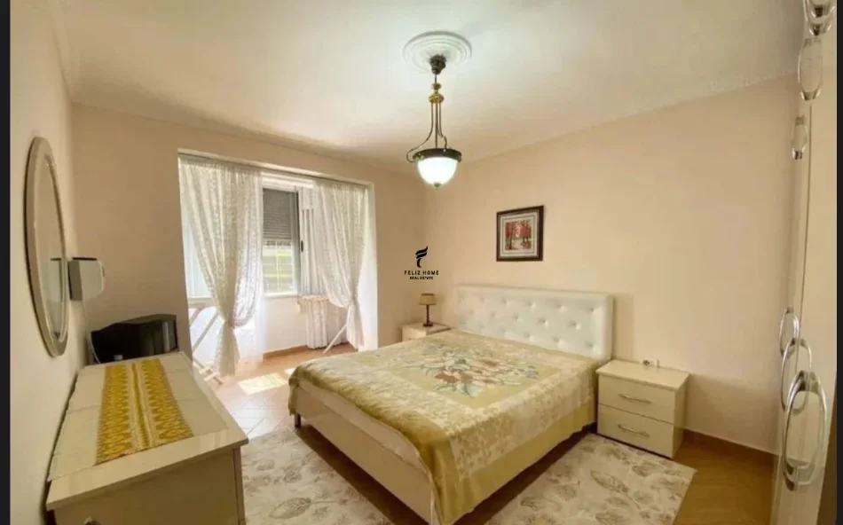 Tirano, affitto appartamento 1+1 al quarto piano, 65 m², 550 € (MINE PEZA)
