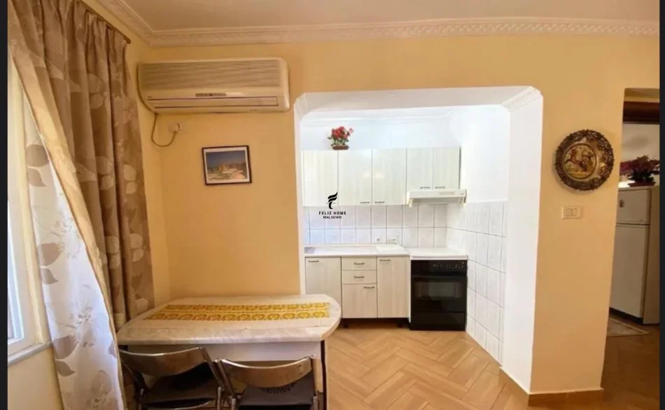 Tirano, affitto appartamento 1+1 al quarto piano, 65 m², 550 € (MINE PEZA)