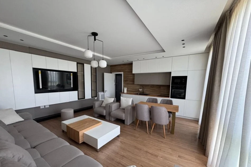 Tirane, for rent apartment 1+1+Balcony, 6th Floor, 76 m², €700 (BULEVARDI I RI)