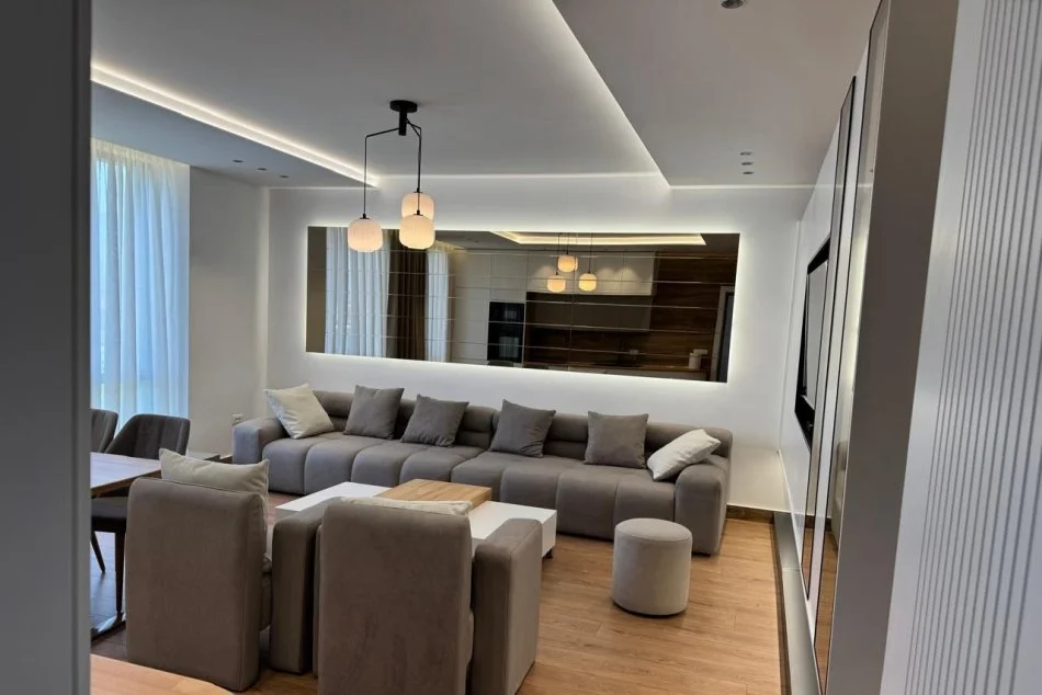 Tirane, for rent apartment 1+1+Balcony, 6th Floor, 76 m², €700 (BULEVARDI I RI)
