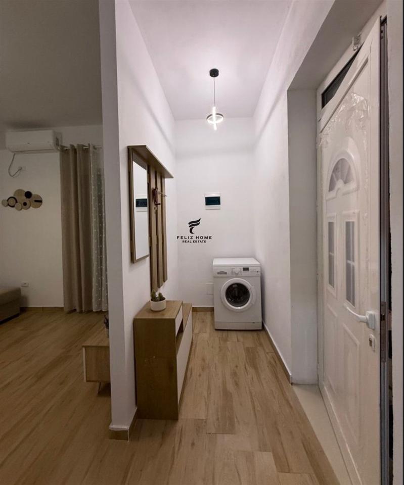 APARTAMENT ME QERA 1+1 YZBERISHT 400 EURO