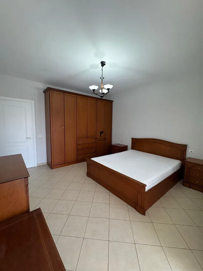 Tirane, affitto appartamento 1+1 Piano 5, 70 m² 500 € (DON BOSKO)