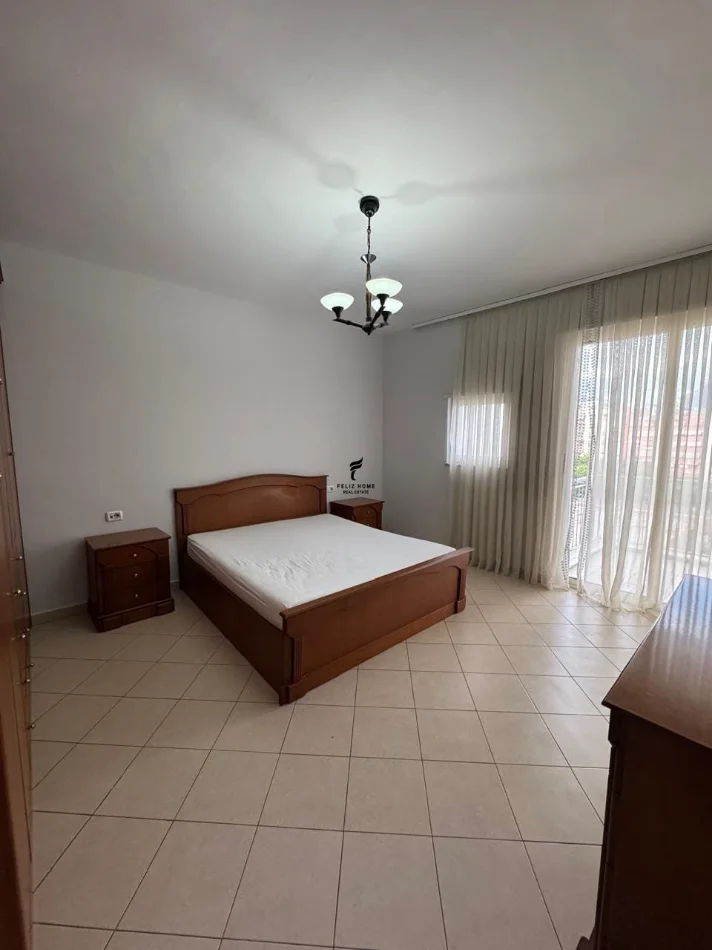 Tirane, affitto appartamento 1+1 Piano 5, 70 m² 500 € (DON BOSKO)
