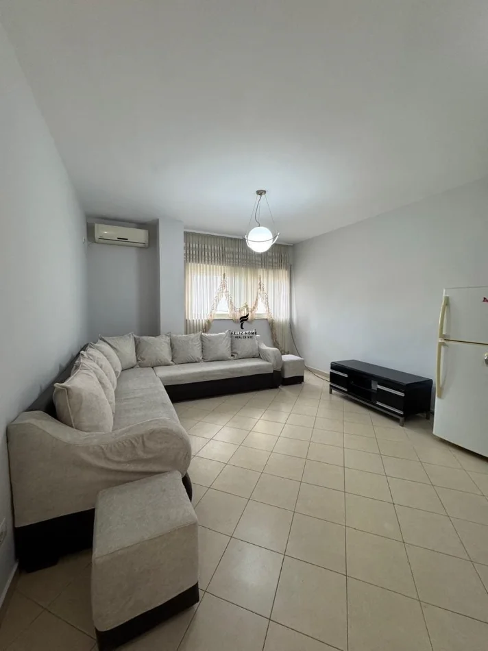 Tirane, jepet me qera apartament 1+1 Kati 5, 70 m² 500 € (DON BOSKO)