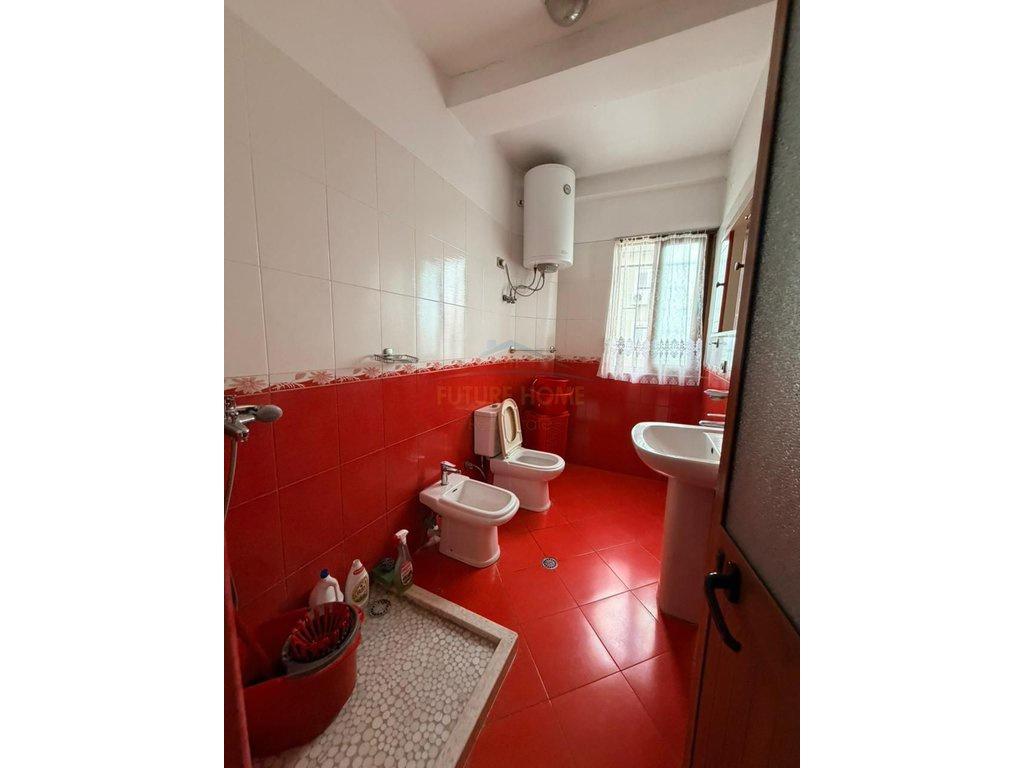 0694603851,Qera, Shtepi Private ,Don Bosko, Tirane.