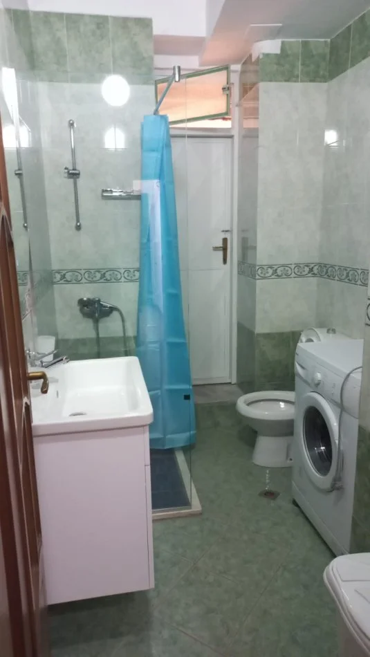 Tirana, Apartment for Rent 1+1 with Balcony, First Floor, 65 m², €600 (Negotiable)