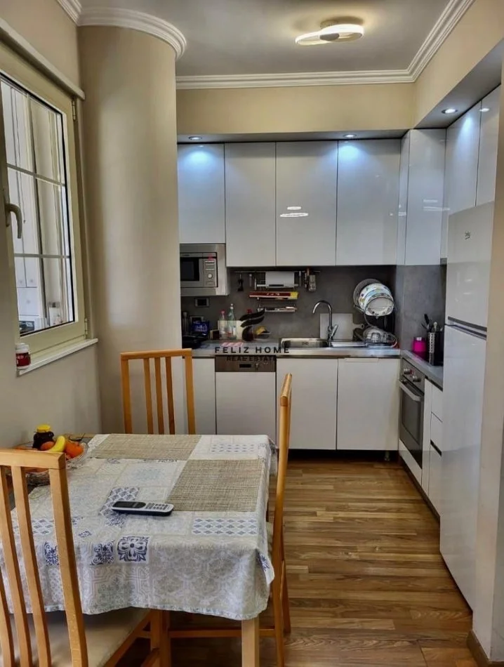 Tirane, affitto appartamento 2+1 Piano 5, 100 m² 700 € (DON BOSKO)