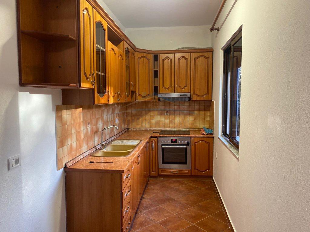 0694603851,Qera, Shtepi Private, Laprake.