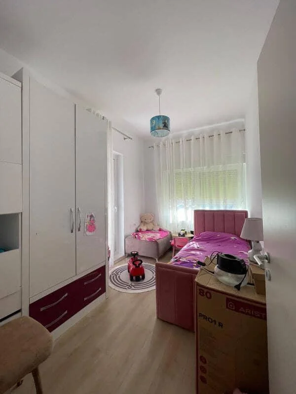 Tirane, affitto di appartamento 2+1 al quinto piano, 90 m², 500 € (ALI DEMI)