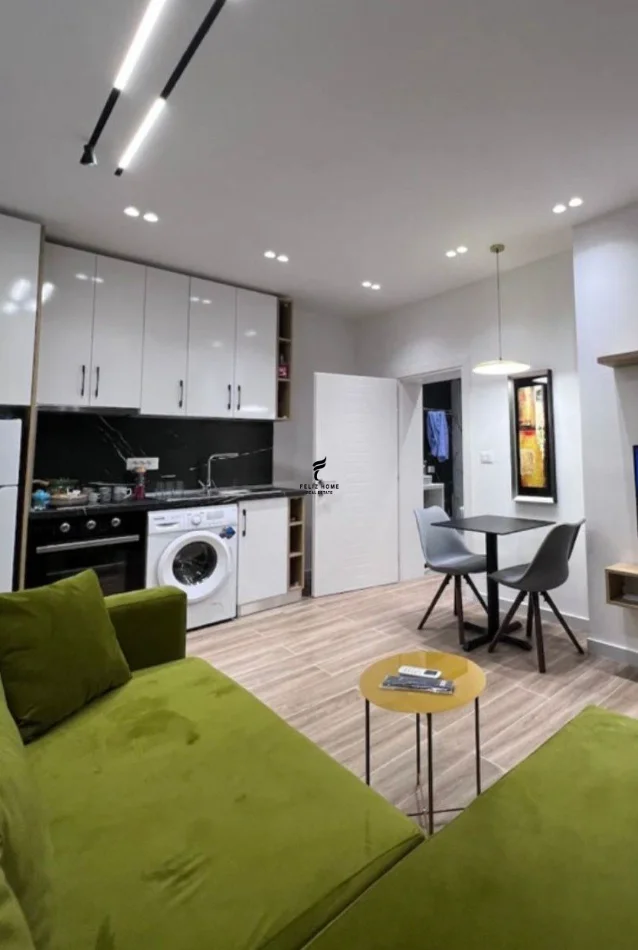 Tirana, affitto appartamento 1+1 Piano 5, 60 m² 600 € (COMUNE DI PARISIT)