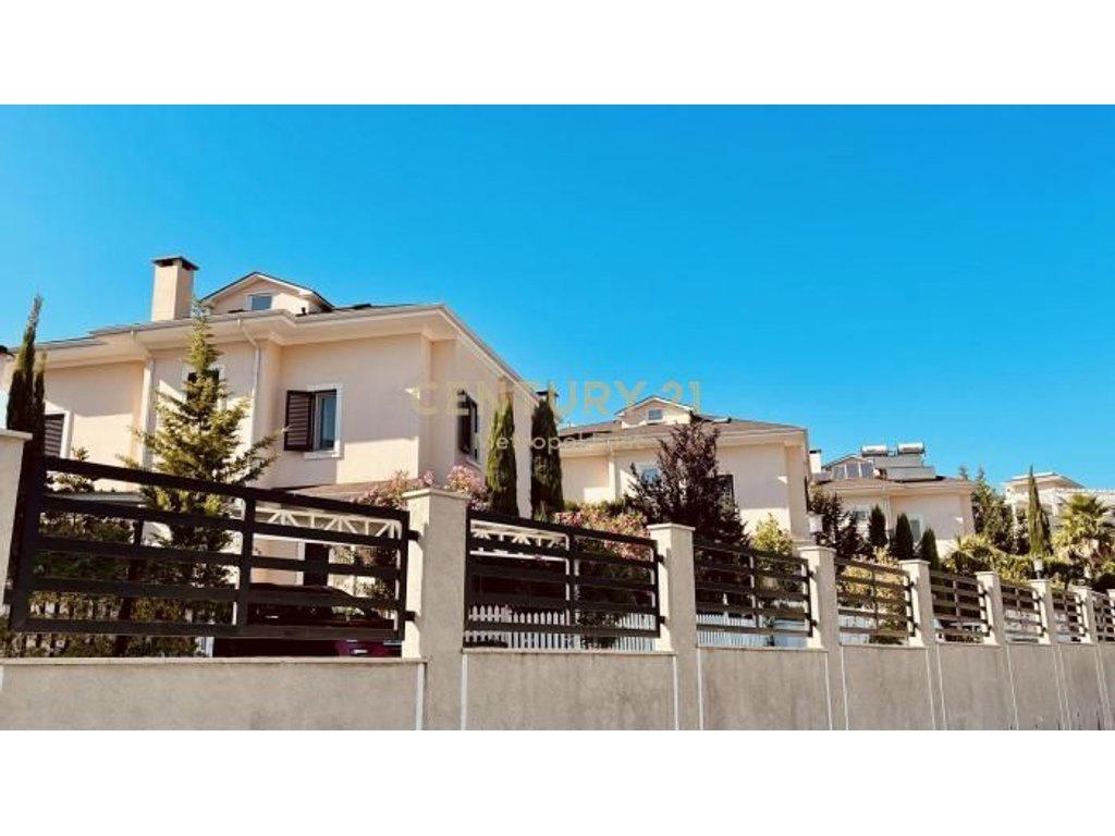 Vile moderne per qera ne Tuscany Villas 2
