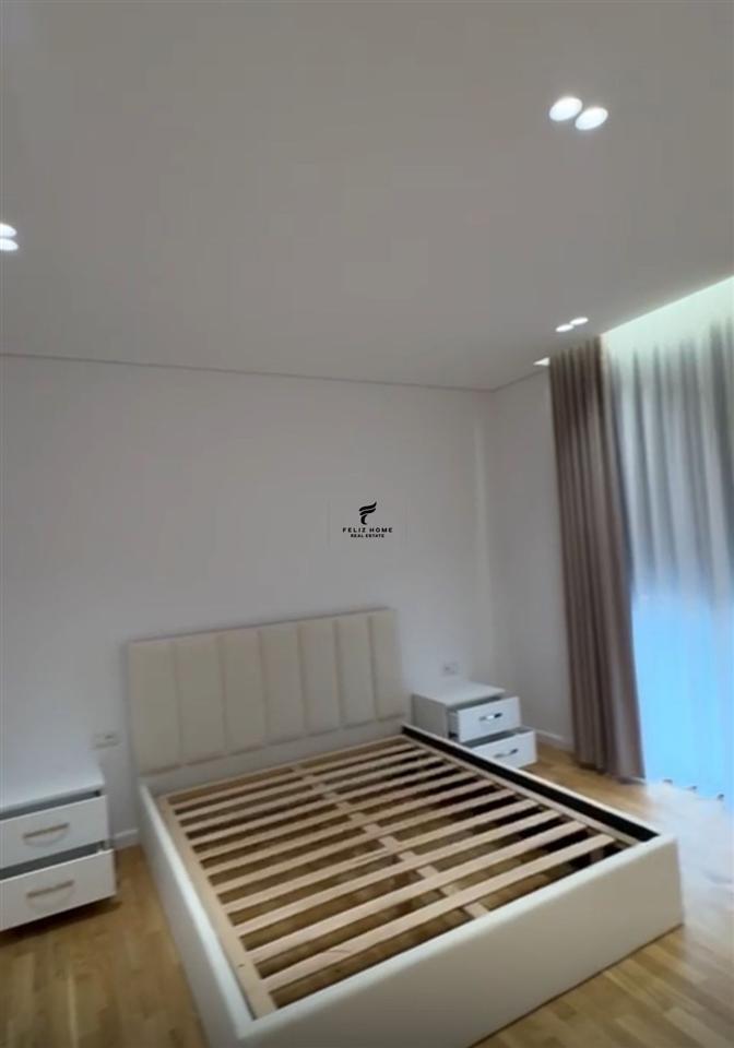 Villa con cortile di 600 m2 a 4000 euro
