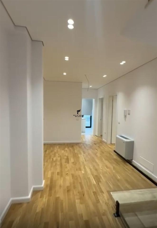 Villa con cortile di 600 m2 a 4000 euro