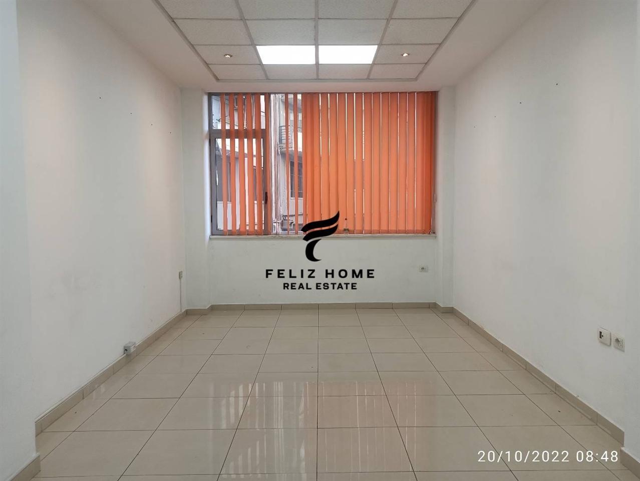 Commercial Space for Rent 28 m² Selvía 30,000 LEK