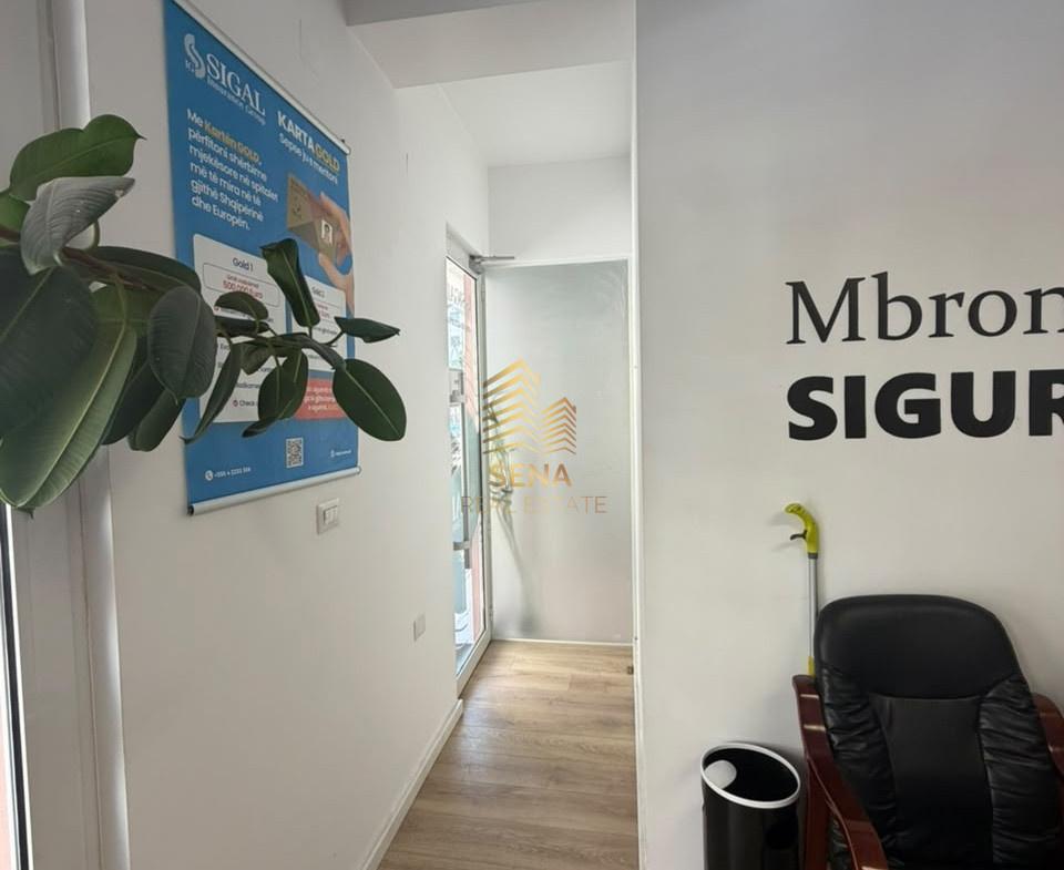 For Rent, Business Premises, Paris Commune, 40,000 Lek/Month