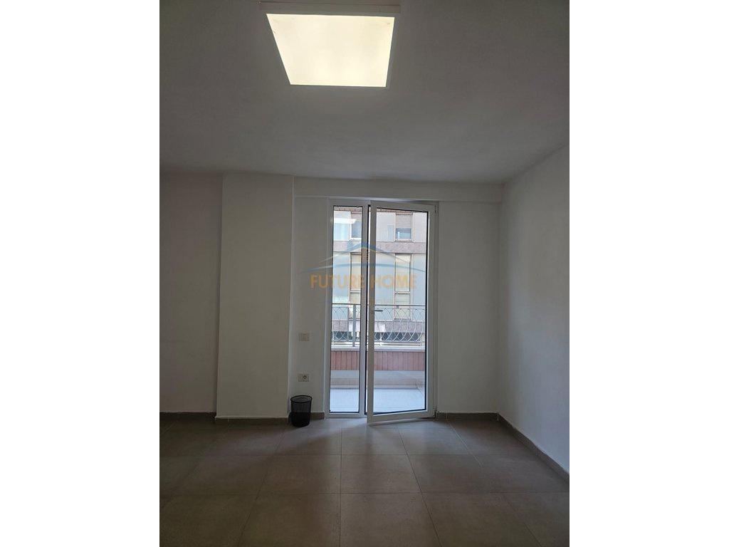 0683487469 Affitto, Spazio ufficio, vicino RTSH, Tirana