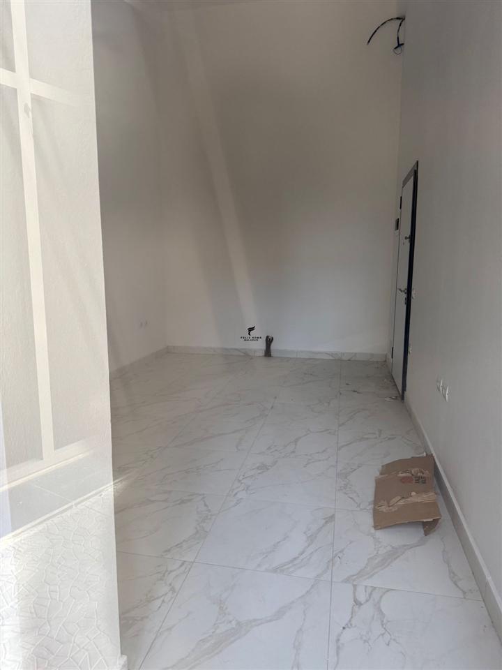 SHITET DYQAN 30 M2 KOMUNA E PARISIT 10.000.000 LEKE