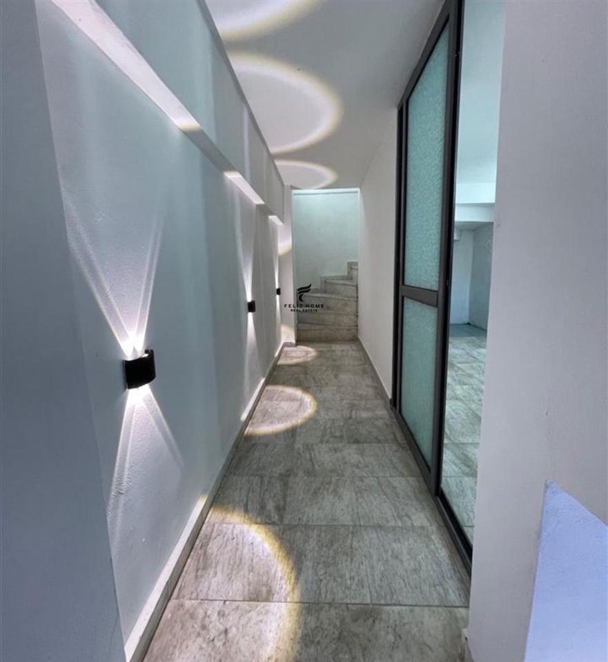 RETAIL SPACE FOR SALE 90m2 SELVIA 900 EURO