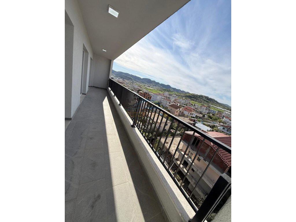 0695136472 Shitet, Apartament 2+1+2+Post Parkim, Kombinat
